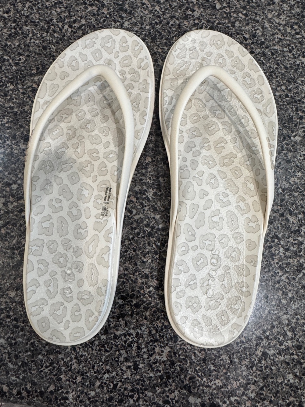 CROCS White Leopard Print Flip Sandals